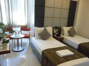 Elphinstone Hotel
