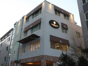 Lamer Hostel