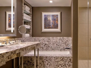 Sheraton New York Times Square Hotel