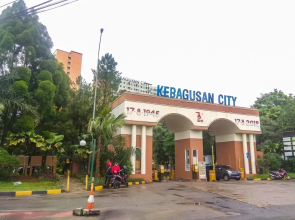 Comfortable 2BR Apartment at Kebagusan City