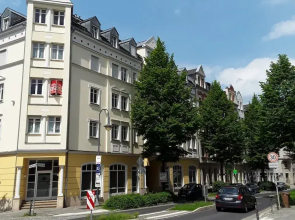 Apartments Sachsenallee