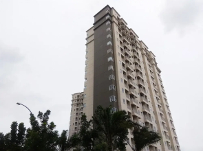 Fully Furnished with Comfortable 1BR Apartment at Mustika Golf Residence