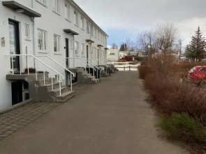 Perfectly located 3 bedroom design apartment