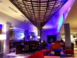 Riande Aeropuerto Hotel & Casino