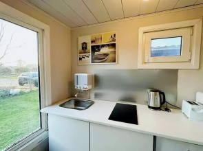 Lovely Holiday Home in Vlaanderen With Garden
