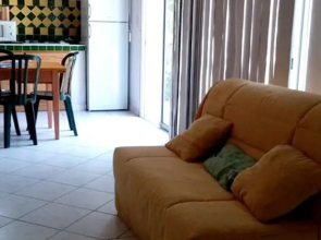 House With one Bedroom in Pujaut, With Wonderful Mountain View, Furnis