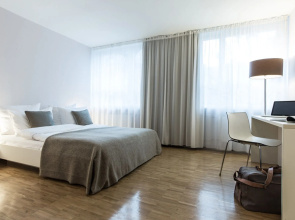 Bob W Munich Schwabing