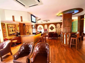 Oyo 1468 Princes Palace