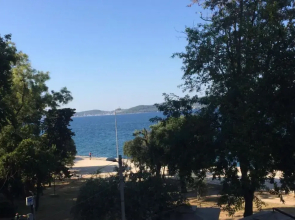 Romantic Studio in Zadar With City and Garden Views