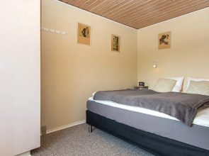 6 Person Holiday Home in Hemmet