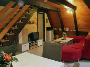 Ferienhaus-kirschbluete