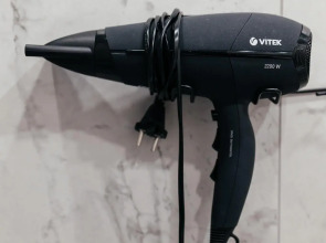 4 Ugla (Четыре угла) на Максима Горького 151