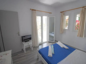 Kikis Refurbished Apartment a Veranda Dream