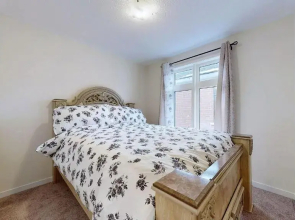 Modern 3-bedroom Oshawa Home