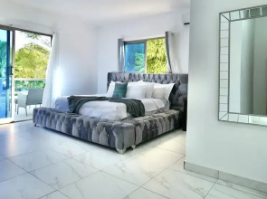 Villa Pravda Guerra 4BR 6BDS 12PAX