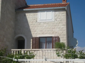 Apartment Anec - 150m from the sea