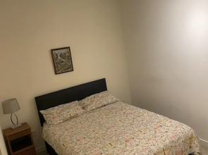 Stunning 4-bed Apartment in Glasgow West end