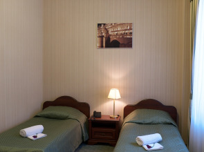 Отель «9 Сов»