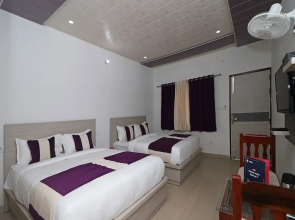 OYO 11876 Rock Resort