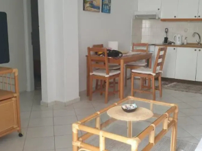 Nice homely 2-bedroom apartment close to the beach
