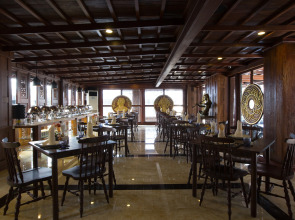 True Siam Rangnam Hotel