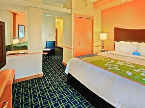Fairfield Inn & Suites Harrisburg West