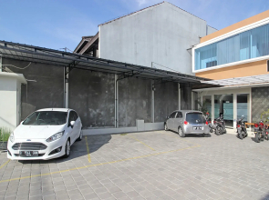 RedDoorz near AMIKOM Yogyakarta