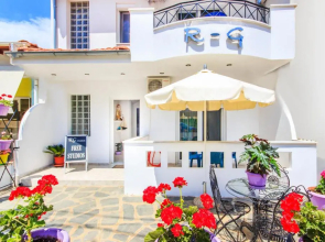 RG Studios Thassos #2