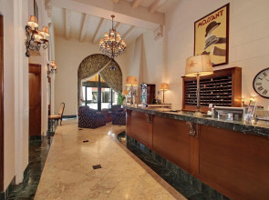 Kensington Park Hotel