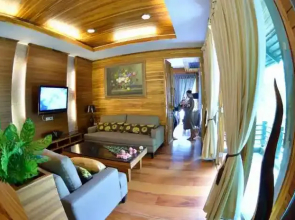 32 Coffee Hill & Resort