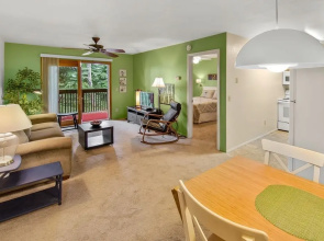 Peaceful Country Club Condo in the Pines