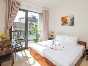 Backhome Hotel - Hostel