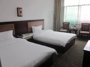 Qingshan Inn