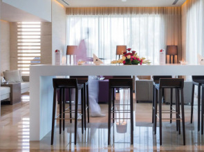 Отель 72 Sharjah