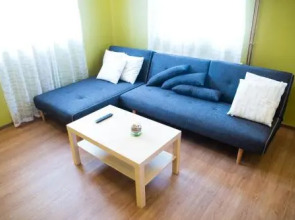 Hostel Hiša Na Travniku