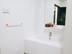 Отель Boomerang Inn