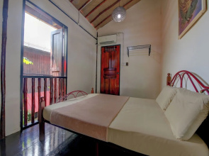 OYO HOME 90800 Rumah Pangi Homestay