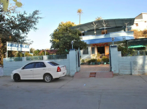 Hotel Ambika Palace