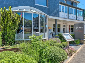 RAVEL Hotel Cyrano