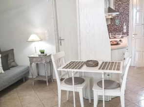 Le Grand Bleu Studios & Apartments