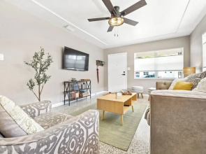 Sunny Side Up A Charming Retreat!
