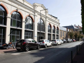 Spacious 3-bdr Apartment Near La Grande Plage