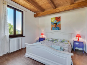Villa in Piandimeleto With Pool & Sauna