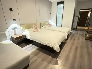 Jinglan Homestay in Linquan County