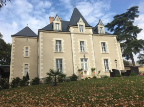Le Petit Chateau Des Cedres