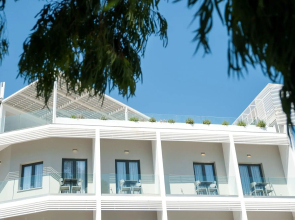 Seasabelle Hotel near Athens Airport