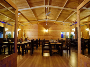 Majestic Beach Comforts