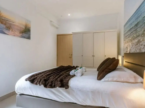 Spacious Apartment With Terrace in Ostend