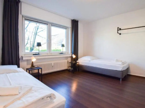 Tolstov Apartments - 1-4 Room Apartments - 20 min DUS Airport & MESSE DUS