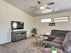 Oro Valley Home w/ Hot Tub & Mountain Views!